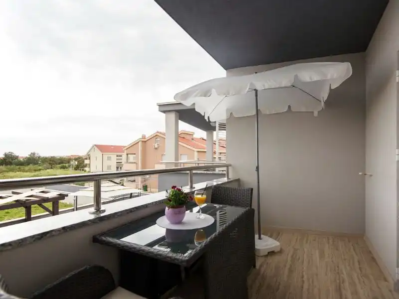 Villa More - Apartments with pool Zaton